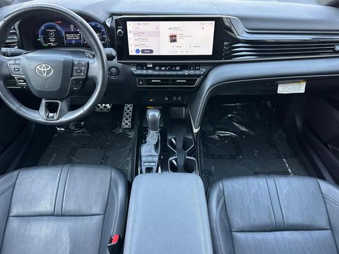Used 2025 Toyota Camry XSE image 16