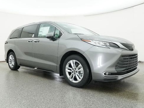 New 2026 Toyota Sienna Limited image 73