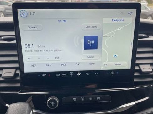 Used 2023 Ford Transit 350 XLT image 19