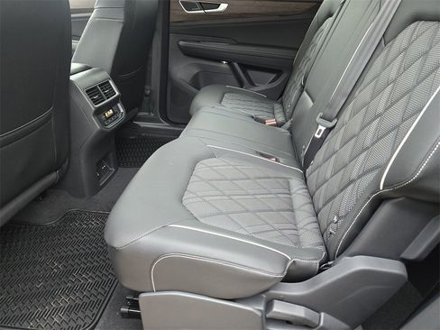 New 2026 Volkswagen Atlas SEL Premium R-Line image 22