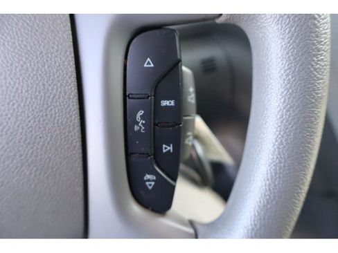 Used 2015 Chevrolet Traverse LS image 13