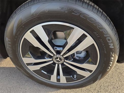 New 2026 Mercedes-Benz GLB 250 4MATIC image 28