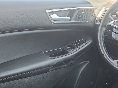 Used 2022 Ford Edge SEL w/ Convenience Package AWD/4WD image 13