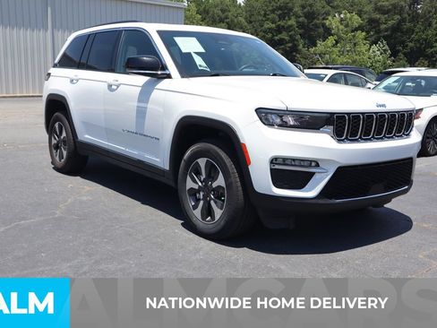 Used 2024 Jeep Grand Cherokee Limited 4xe AWD/4WD image 4