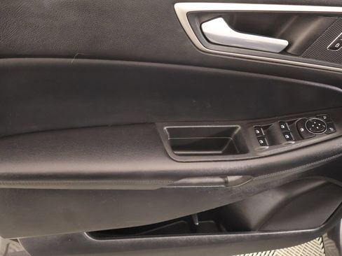 Used 2023 Ford Edge SEL AWD/4WD image 15