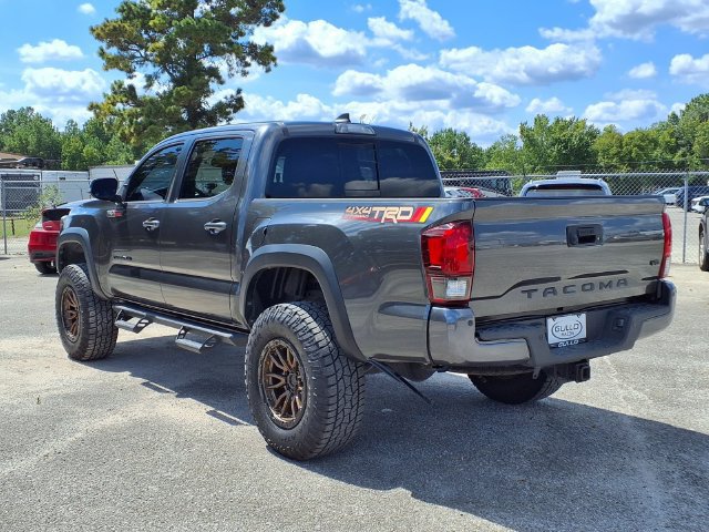 Used 2019 Toyota Tacoma TRD Off-Road AWD/4WD image 7