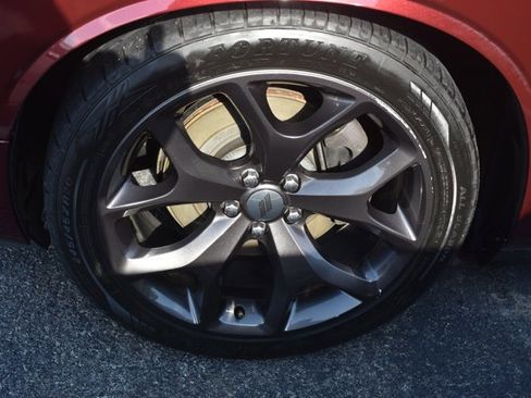 Used 2018 Dodge Challenger SXT w/ Sound Group RWD image 5