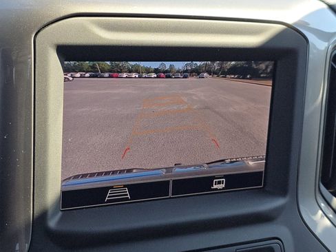 Used 2024 GMC Sierra 2500 Pro w/ 1SA Pro Safety Plus Package image 10