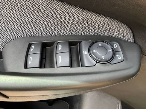 Used 2025 Chevrolet TrailBlazer LT AWD/4WD image 20