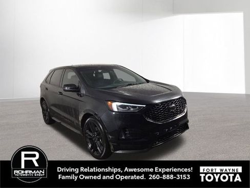 Used 2020 Ford Edge ST w/ Equipment Group 401A image 4