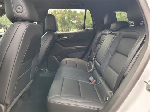 New 2026 Chevrolet Equinox LT w/ Convenience Package II image 11