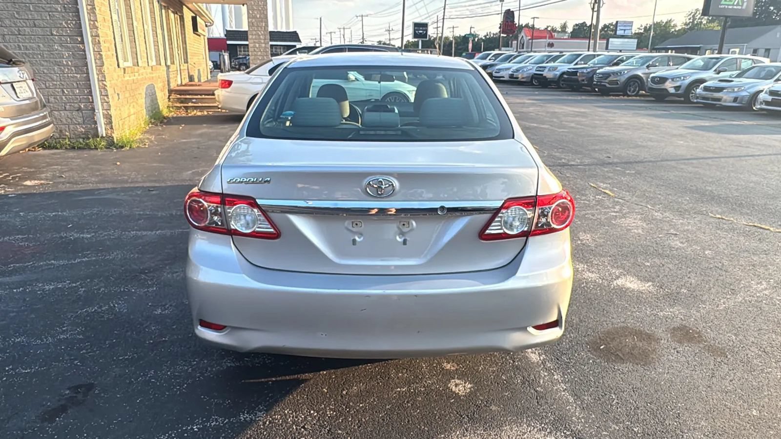 Used 2013 Toyota Corolla L FWD image 6