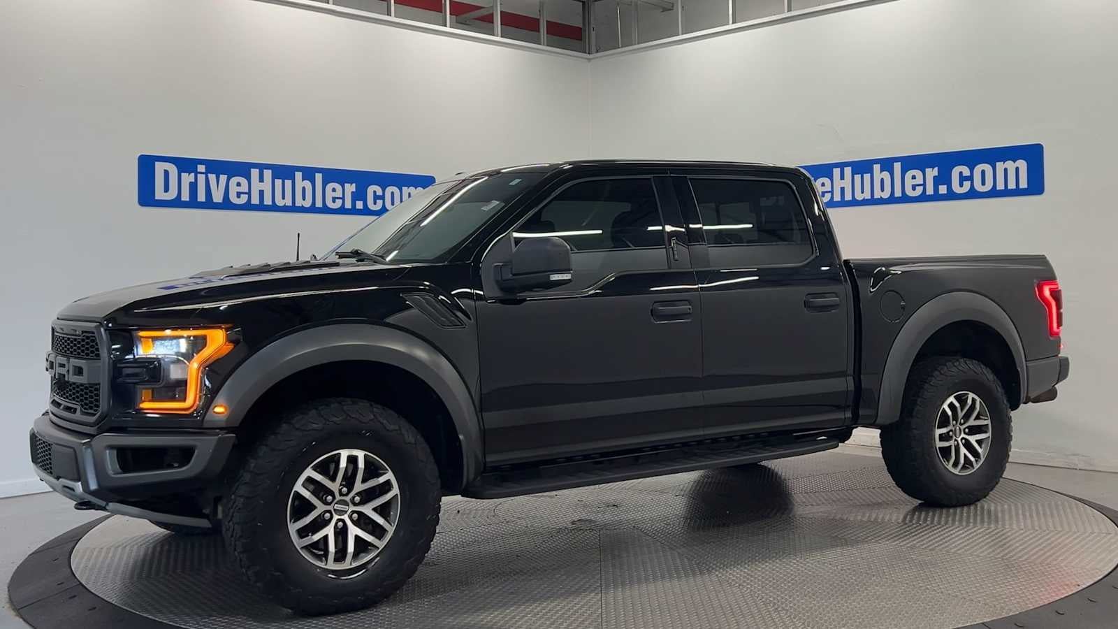 Used 2017 Ford F150 Raptor w/ Equipment Group 801A Mid AWD/4WD image 8