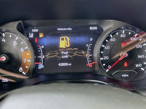 Used 2022 Jeep Compass Latitude AWD/4WD image 12