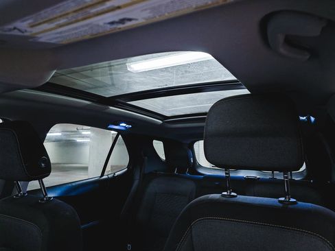 Used 2019 Chevrolet Equinox LT w/ Sun & Navigation Package FWD image 19