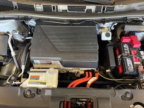 Used 2021 Nissan Leaf S Plus FWD image 23