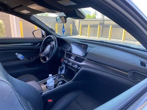 Used 2019 Honda Accord Sport image 6
