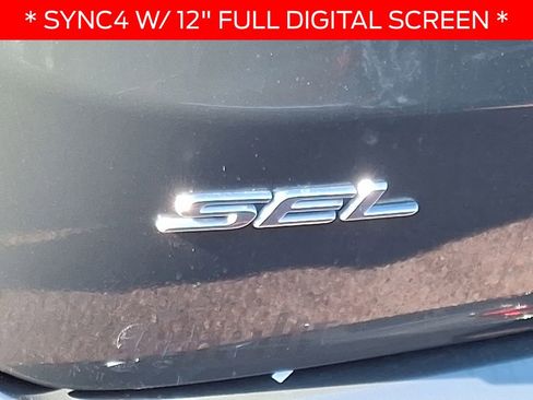 Certified 2023 Ford Edge SEL image 28