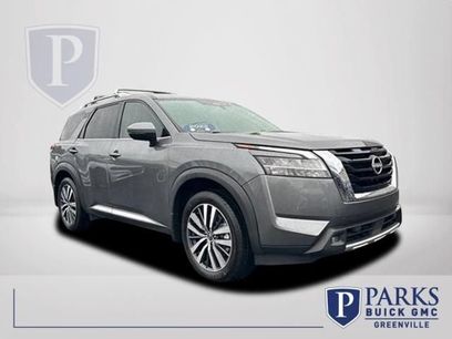 Used 2022 Nissan Pathfinder Platinum w/ Cargo Package