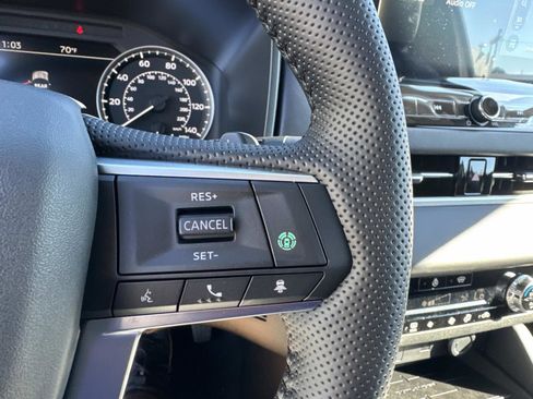 New 2026 Mitsubishi Outlander AWD image 17