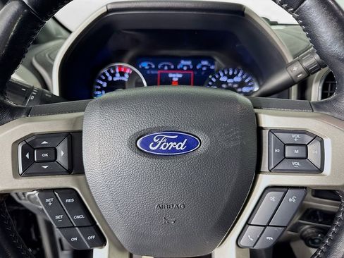 Used 2022 Ford F250 Lariat w/ Lariat Ultimate Package image 18