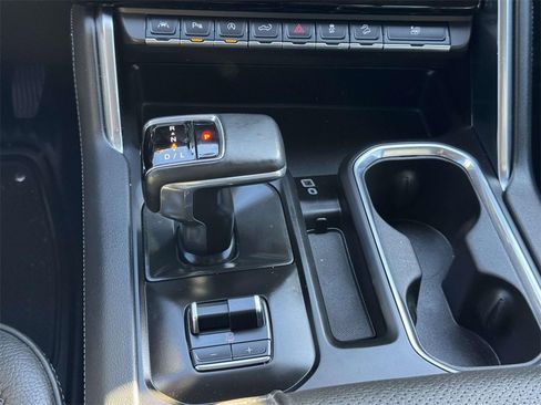 Used 2023 GMC Sierra 1500 Denali image 8