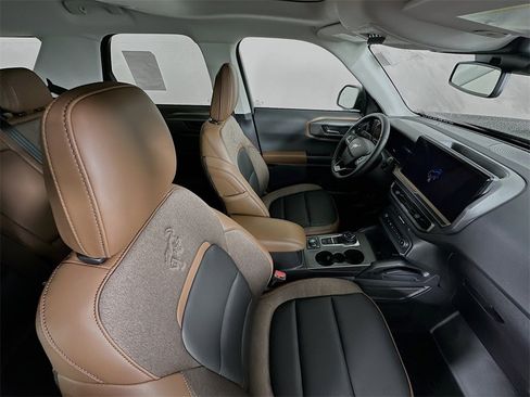 New 2025 Ford Bronco Sport Outer Banks w/ Sasquatch Outer Banks Package image 29