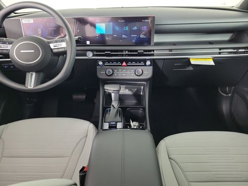 New 2026 Hyundai Santa Cruz SE image 4