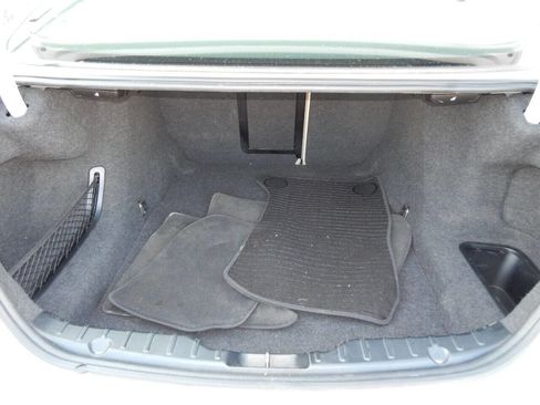 Used 2012 BMW 550i xDrive Sedan image 47