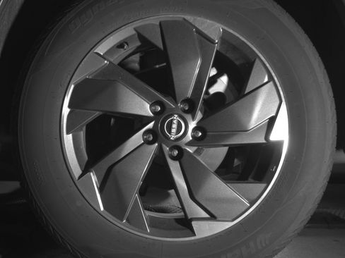 Used 2025 Nissan Rogue SV AWD/4WD image 14