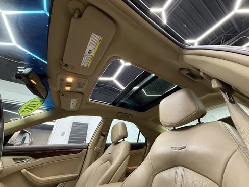 Used 2011 Cadillac CTS Luxury image 13