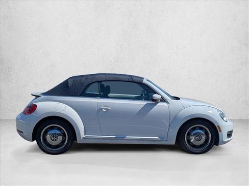 Used 2016 Volkswagen Beetle 1.8T Denim image 4