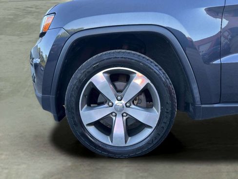 Used 2015 Jeep Grand Cherokee Limited w/ Luxury Group II AWD/4WD image 37