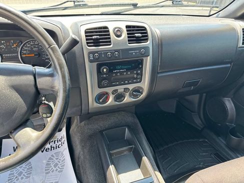 Used 2012 Chevrolet Colorado LT AWD/4WD image 15