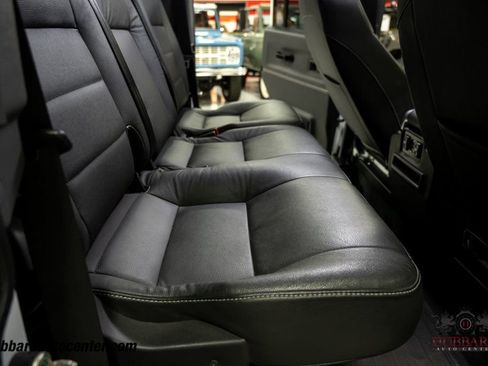 Used 1993 Land Rover Defender 110 image 28