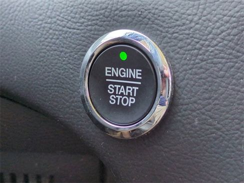 Certified 2022 Ford Edge SEL w/ Convenience Package image 28