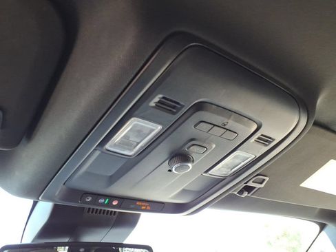 Used 2024 Chevrolet Tahoe LT RWD image 18