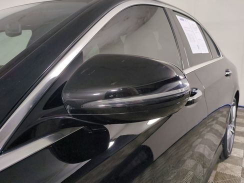 Used 2018 Mercedes-Benz E 300 image 12