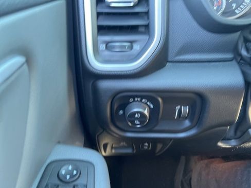 Used 2022 RAM 1500 Big Horn image 22