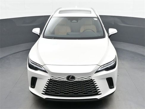 Used 2025 Lexus RX 350 Premium image 17