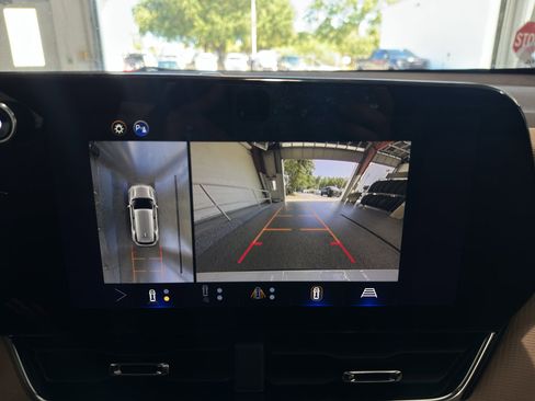 New 2026 Chevrolet Equinox ACTIV w/ Safety and Technology Package image 20