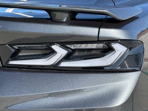 Used 2016 Chevrolet Camaro SS RWD image 32