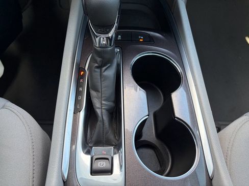 Used 2022 Chevrolet Malibu LT image 25