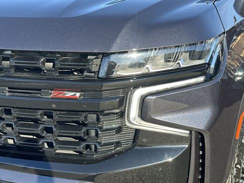 Used 2024 Chevrolet Tahoe Z71 w/ Luxury Package image 11