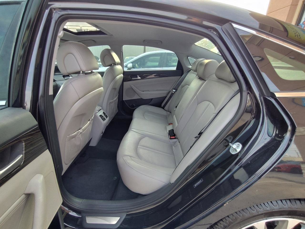 Used 2017 Hyundai Sonata Limited FWD image 30