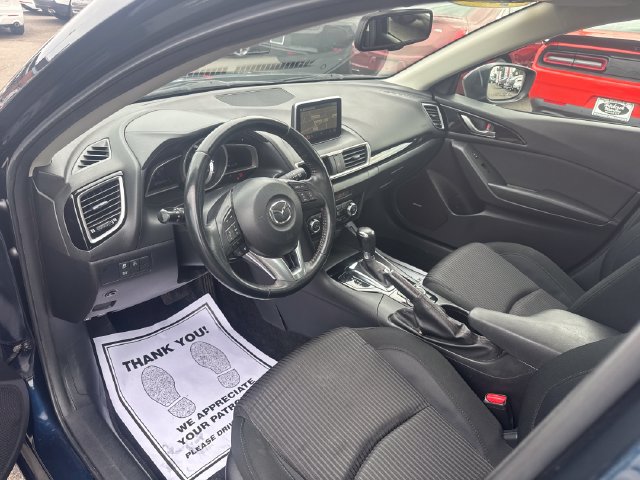 Used 2016 MAZDA MAZDA3 i Touring w/ Popular Equipment Package FWD image 32