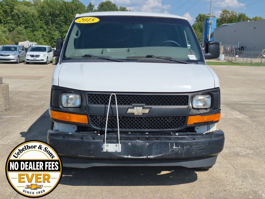 Used 2015 Chevrolet Express 3500 Extended RWD image 2