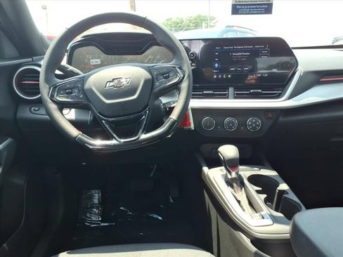 New 2026 Chevrolet Trax RS w/ Sunroof Package FWD image 13