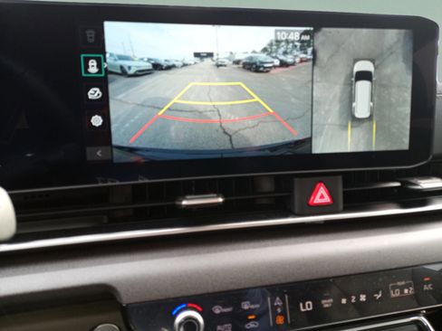 New 2026 Kia Carnival SX FWD image 18