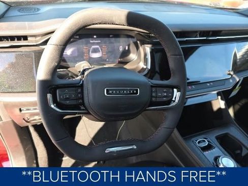 Used 2025 Jeep Wagoneer S Limited image 5